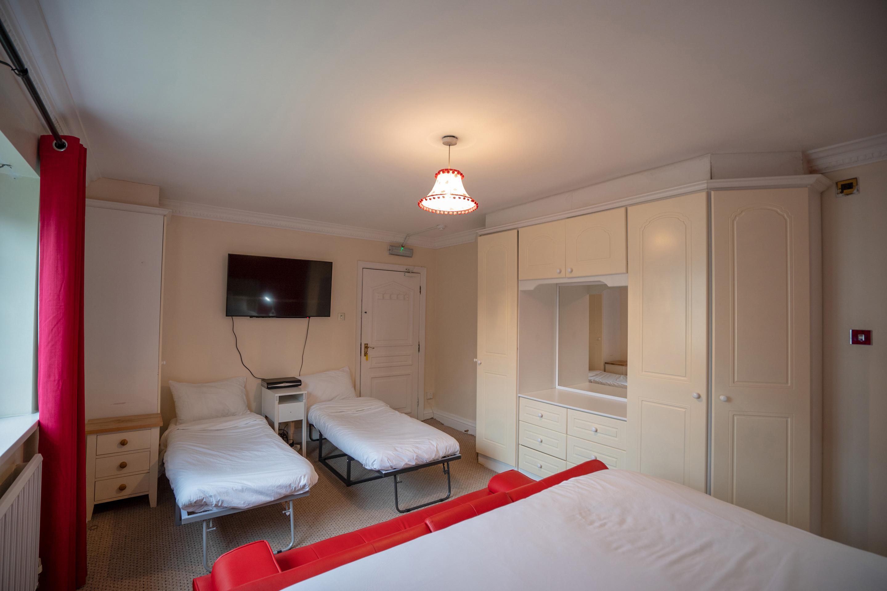 Oyo Oakcroft Guest House Manchester Airport Ringway Экстерьер фото