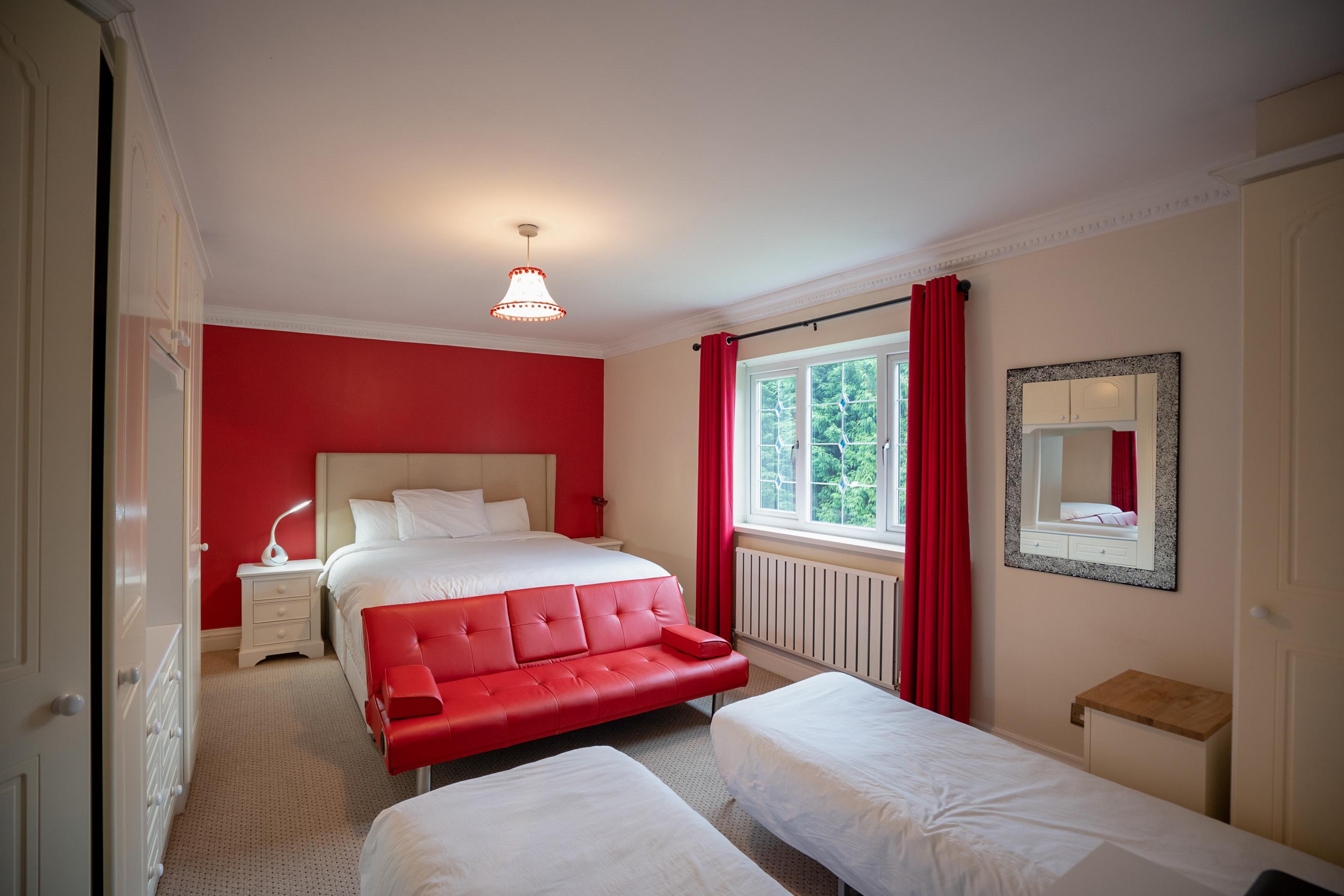 Oyo Oakcroft Guest House Manchester Airport Ringway Экстерьер фото