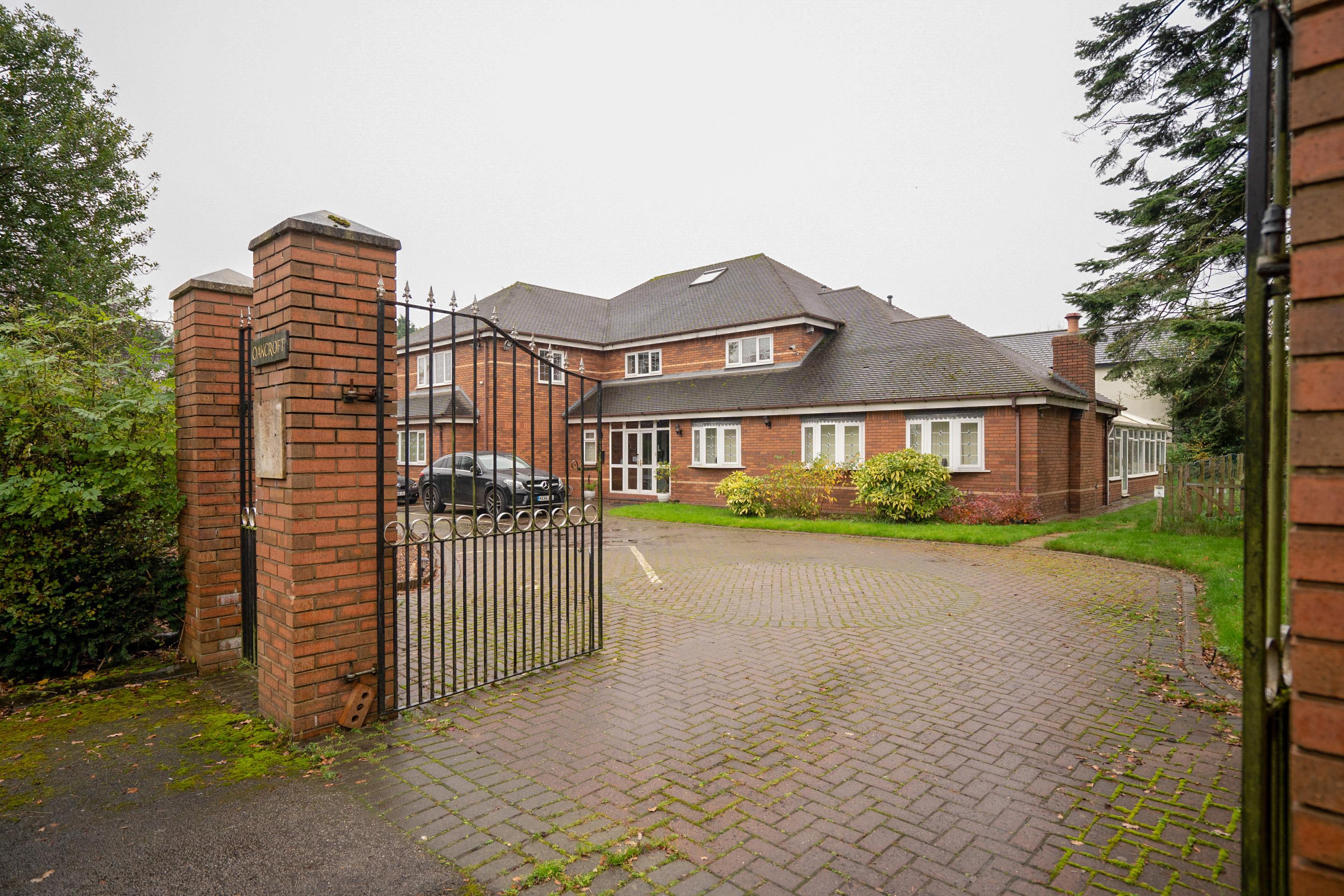 Oyo Oakcroft Guest House Manchester Airport Ringway Экстерьер фото
